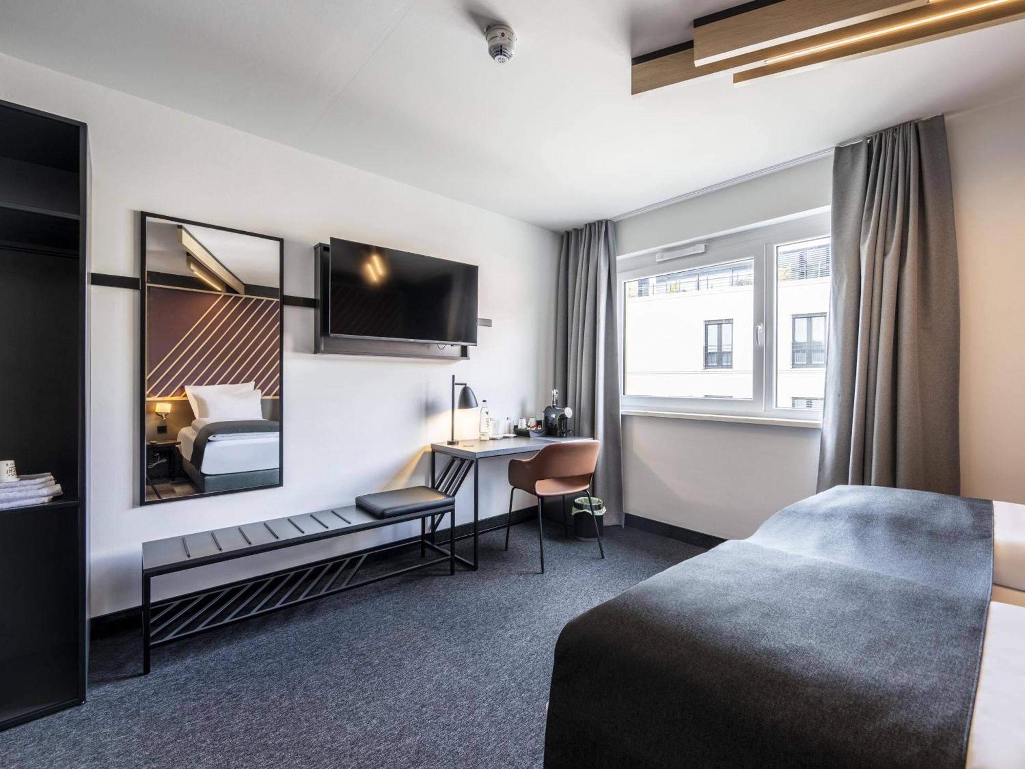 B&B Hotel Schweinfurt-City Dış mekan fotoğraf