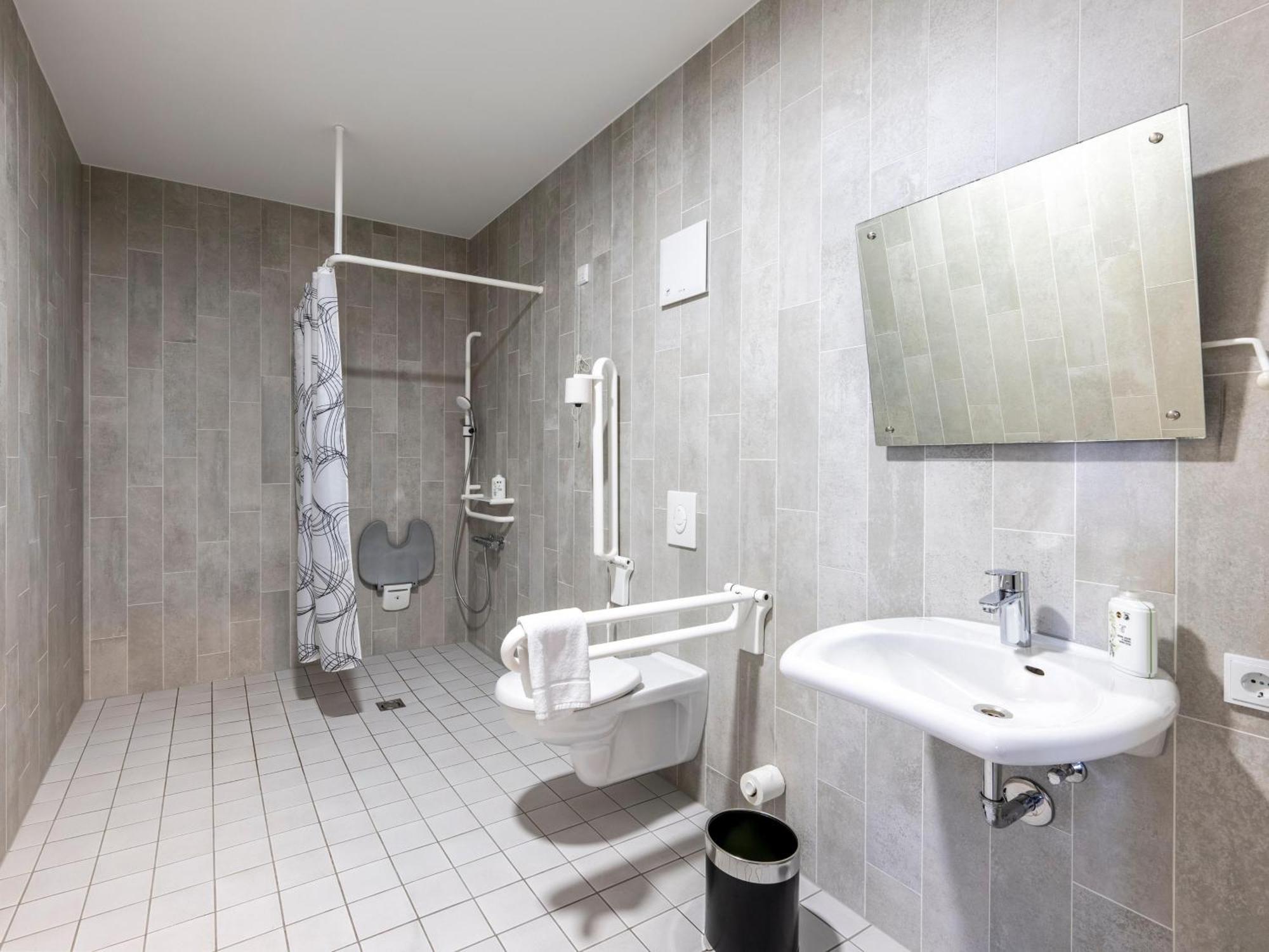 B&B Hotel Schweinfurt-City Dış mekan fotoğraf